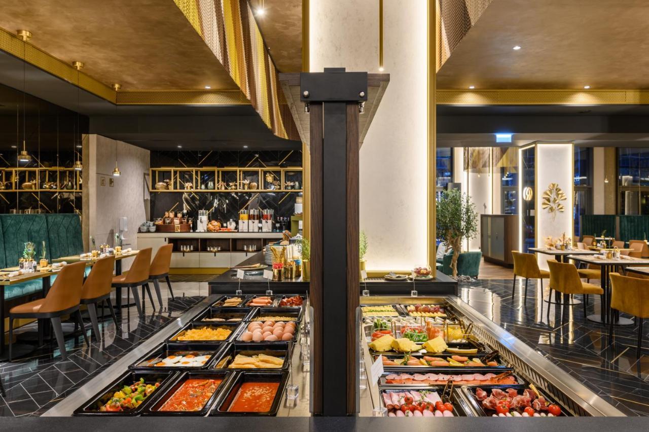 Emerald Hotel By Continental Group Budapest Ngoại thất bức ảnh