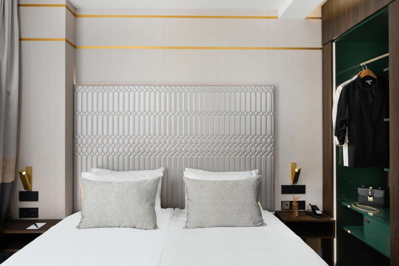 Emerald Hotel By Continental Group Budapest Ngoại thất bức ảnh