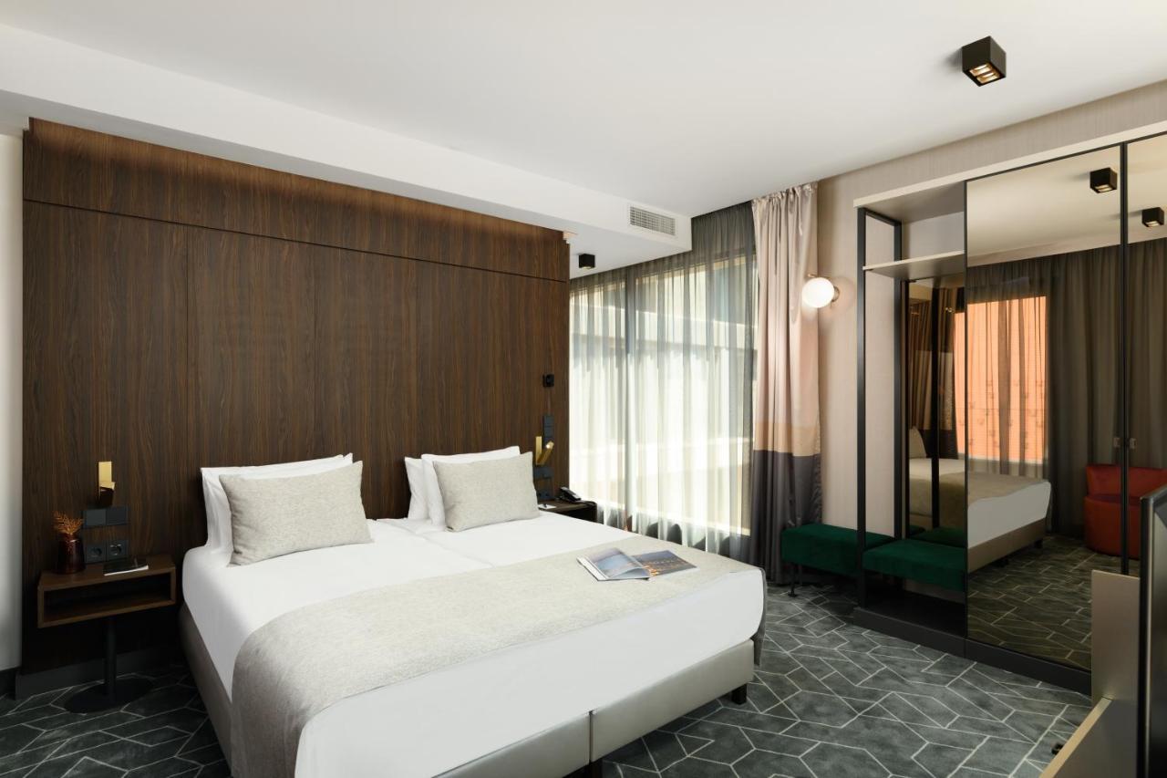 Emerald Hotel By Continental Group Budapest Ngoại thất bức ảnh