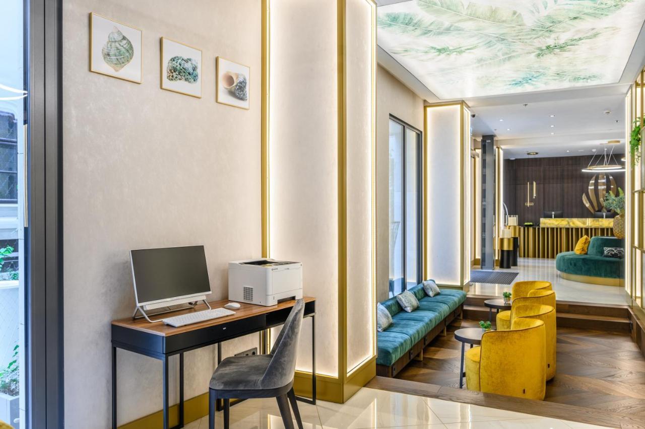 Emerald Hotel By Continental Group Budapest Ngoại thất bức ảnh